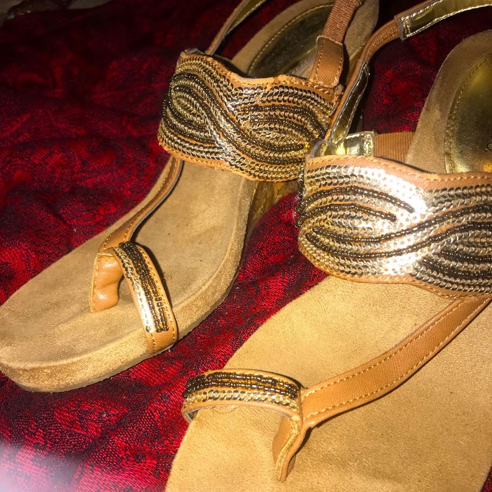 Brown sandals with wedge heel size 6